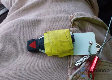 2004 Mercedes-Benz C 240 4Matic z USA, uszkodzony, nr VIN WDBRF81J54F546239